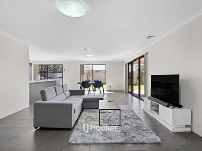 47 Crystal Bend, Dalyellup WA 6230
