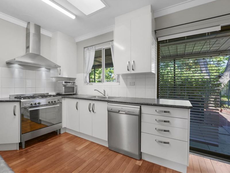 5 Belyea Street, Gosnells WA 6110