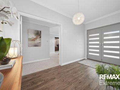 10 Fuchsia Street, Carramar WA 6031