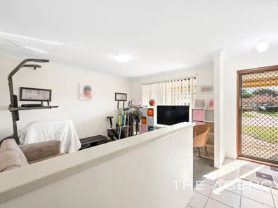 23 Hillcrest Court, Port Kennedy WA 6172