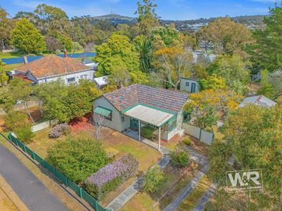 9 Deane Street, Mount Barker WA 6324