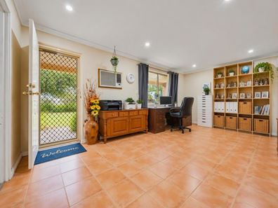 8A South Western Highway, Waroona WA 6215