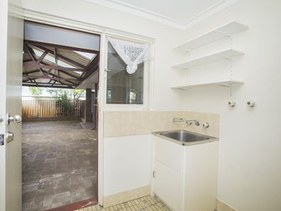 20 Ningaloo Way, Thornlie WA 6108