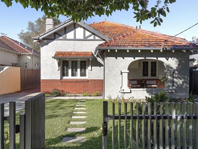 24 Buxton St, Mount Hawthorn WA 6016