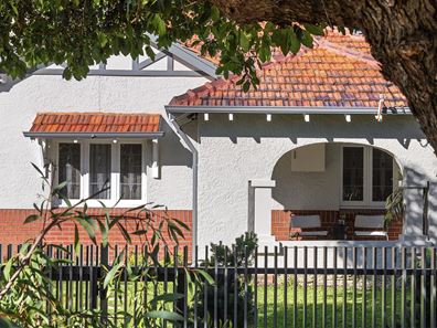 24 Buxton St, Mount Hawthorn WA 6016