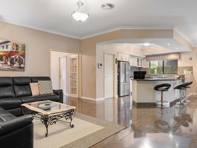16 Tambora Bend, Madeley WA 6065