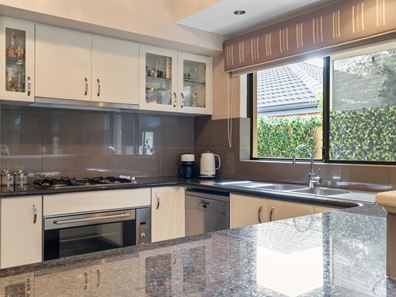 16 Tambora Bend, Madeley WA 6065