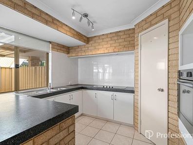 62 Flowerwood Way, Huntingdale WA 6110