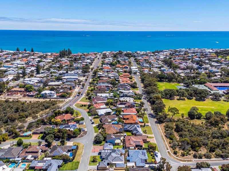 12 Sandstone Place, Marmion WA 6020