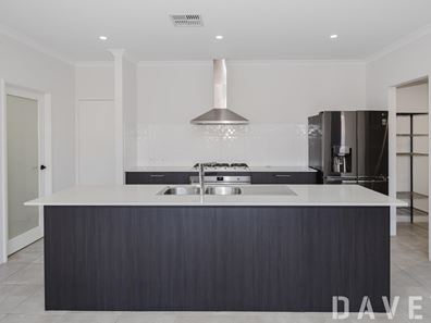 28 Waterford Drive, Hillarys WA 6025