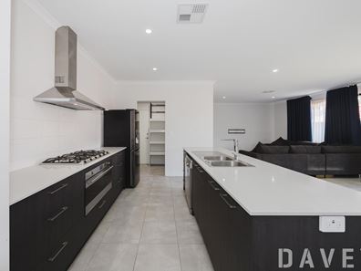 28 Waterford Drive, Hillarys WA 6025