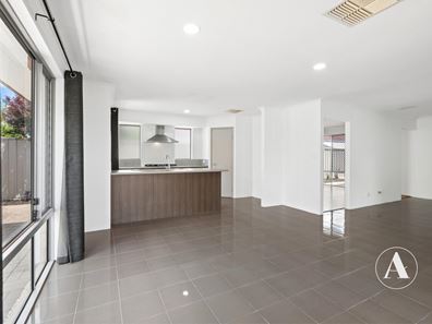 11 Gallinule Loop, Southern River WA 6110