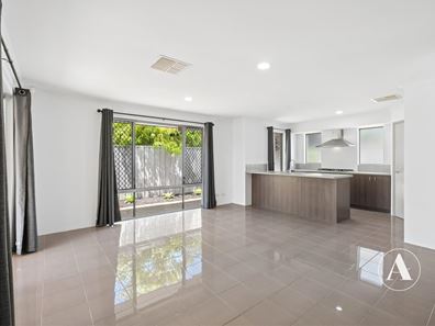 11 Gallinule Loop, Southern River WA 6110