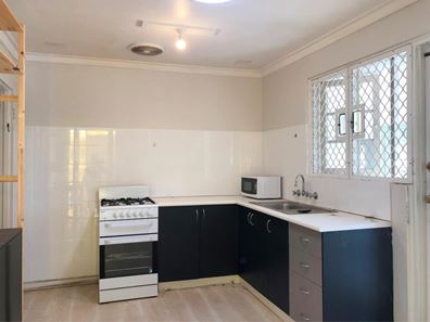 159 Nicholson Road, Lynwood WA 6147