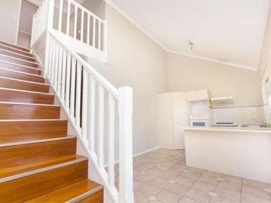 2/36 Hastings Street, Scarborough WA 6019