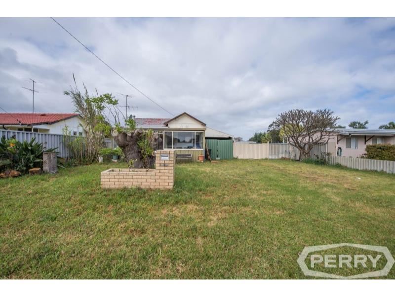 5 Eacott Street, Mandurah WA 6210