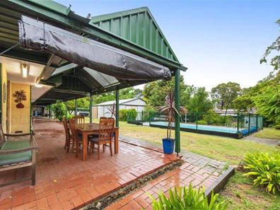 1 Calytrix Road, Roleystone WA 6111