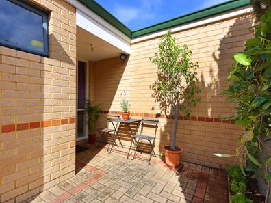 2A STANBURY CRESCENT, Morley WA 6062