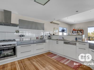 5 Surf Street, Preston Beach WA 6215