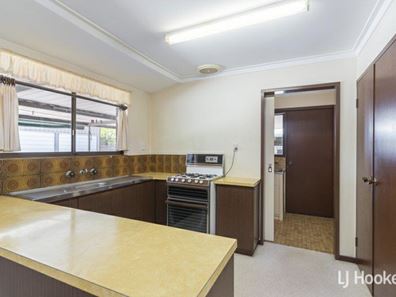 38 Grainger Way, Thornlie WA 6108