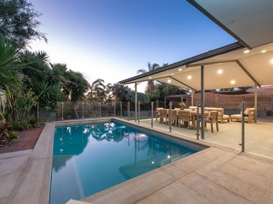 36 Bellanger Drive, Beldon WA 6027