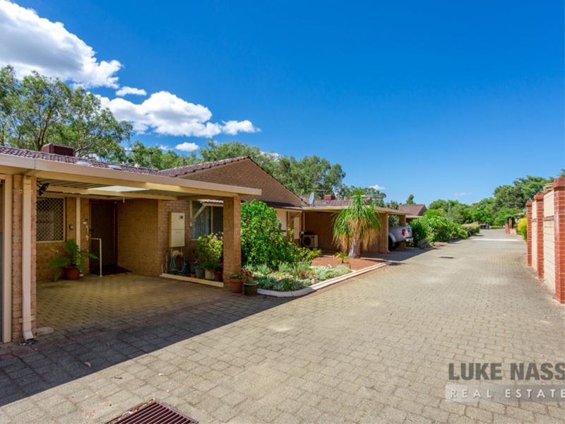 14/4 Page Road, Kelmscott WA 6111