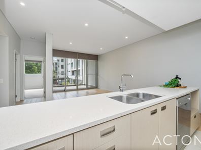 32/20 Rowe Avenue, Rivervale WA 6103