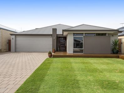 22 Victor Drive, Madora Bay WA 6210