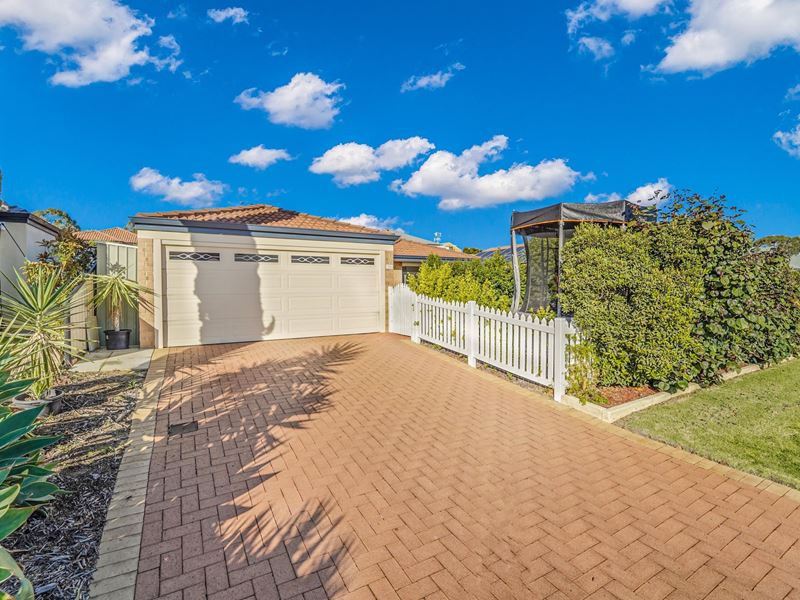 33 Lilac Hill Vista, Madeley WA 6065