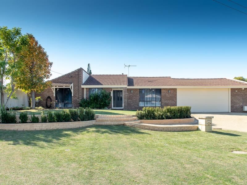 12 Mario Way, Craigie WA 6025