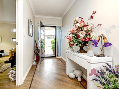 7 Grove Lane, Australind WA 6233