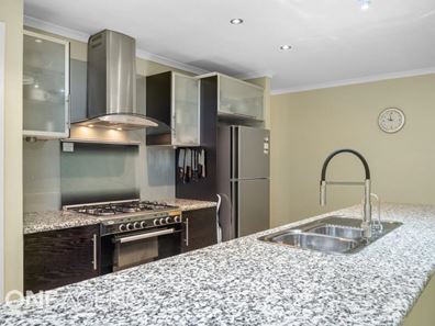 33 Cheval Place, Canning Vale WA 6155