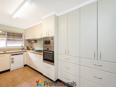 30 Scott Street, Mandurah WA 6210