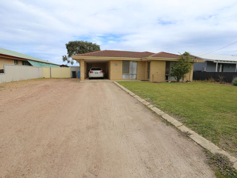 19 Maple Street, Castletown