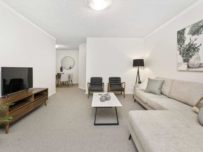 8 Mount Street, Claremont