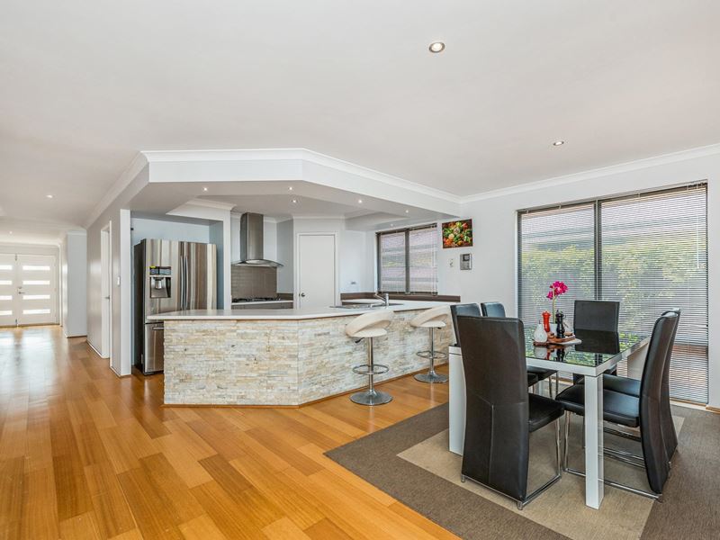 44 Wistful Parade, Aveley