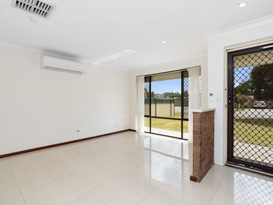 43 Mandarin Way, Seville Grove WA 6112