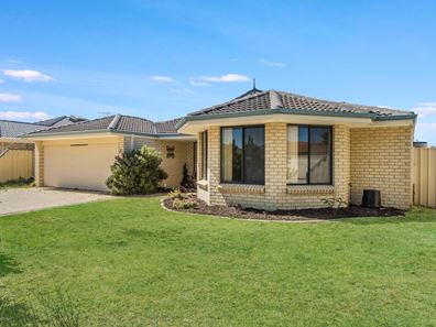38 San Sebastian Blvd, Port Kennedy WA 6172
