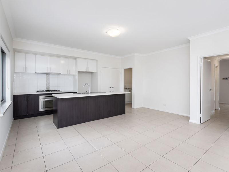 2/75 Baler Court, Hammond Park