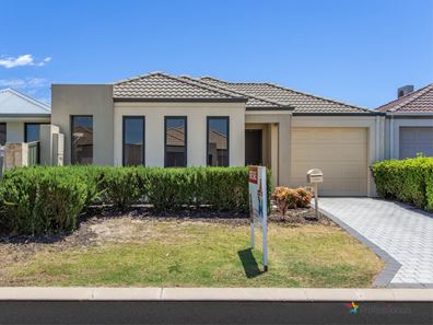 16 Meridian Way, Kwinana Town Centre WA 6167