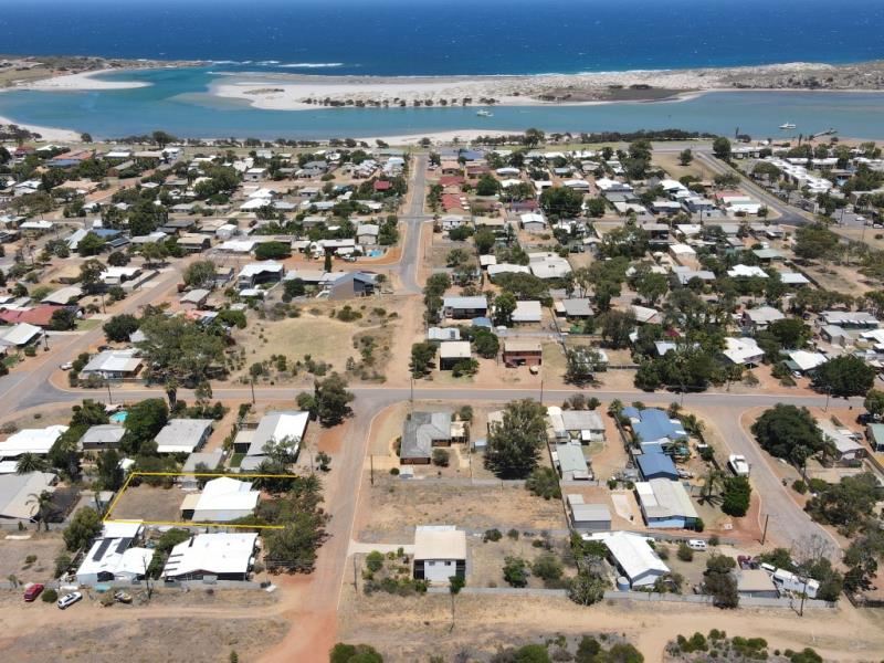 4 Gould Street, Kalbarri WA 6536