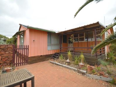 4 Gould Street, Kalbarri WA 6536