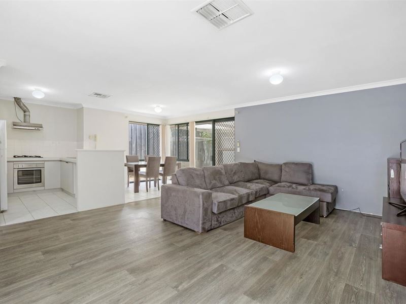 4/4 Wyong Road, Bentley