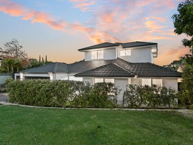 52 Cowper Road, Sorrento WA 6020