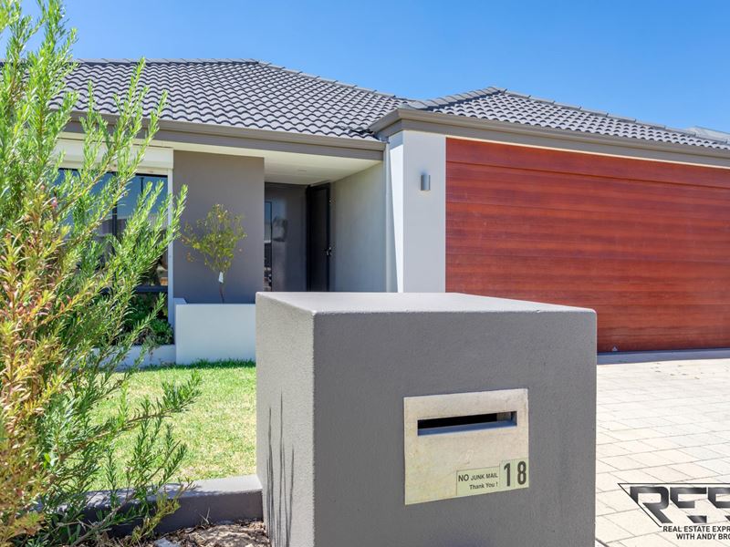 18 Novelli Parade, Piara Waters
