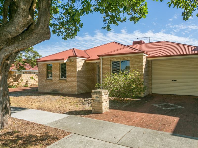 1/140 Leake Street, Belmont