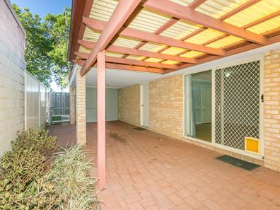 1/140 Leake Street, Belmont WA 6104