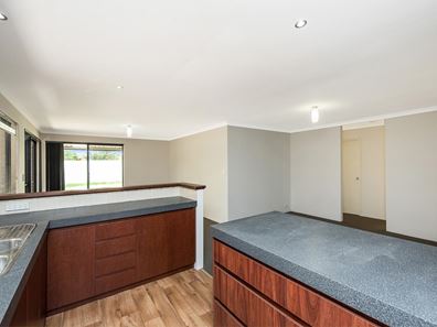 31 Hesketh Avenue, Seville Grove WA 6112