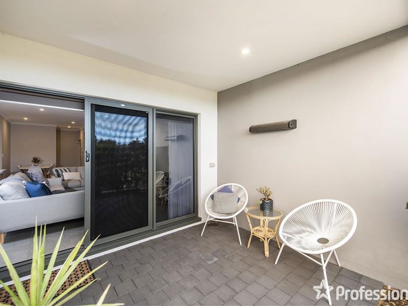 2/14 Gelirah Lane, Martin