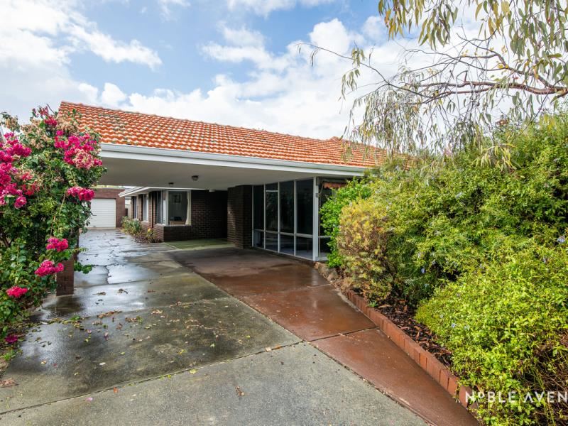 10 Orbell Road, Hillarys WA 6025